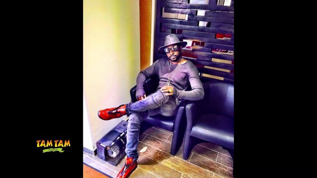 OUDY 1ER FAIRE DE LONGUES ÉTUDES ET FINIR DJ DANS LE COUPÉ DÉCALÉ