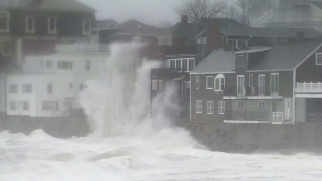 美 동부 겨울 폭풍 강타...피해 속출 / YTN