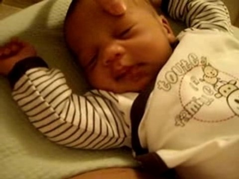 Ebby après la tétée.