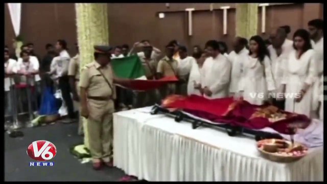 Sridevi's Last Journey Begins | Police Accords Sridevi With State Honors | Exclusive Video | V6 News