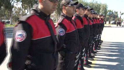 İzmir’de motosikletli timlere 85 polis daha eklendi