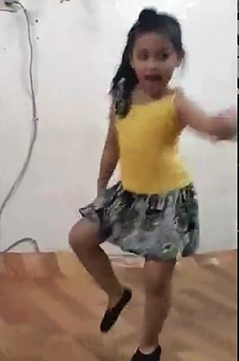 dance a hindi child