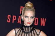 Jennifer Lawrence pourrait snober Ryan Seacrest aux Oscars