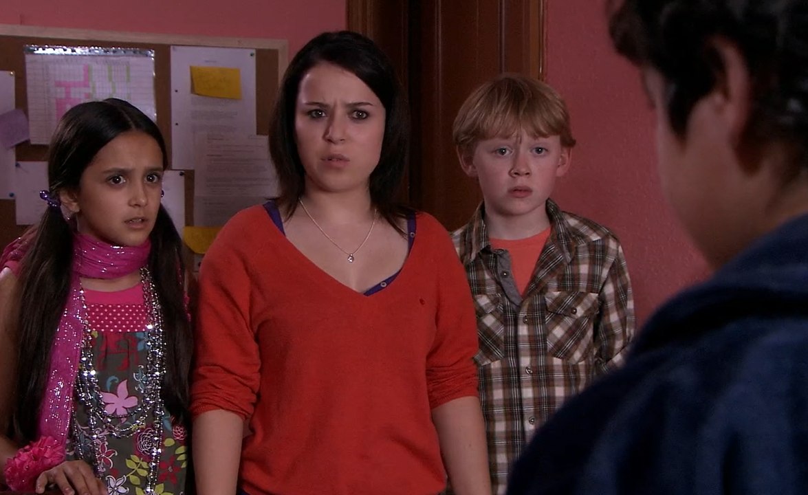 Tracy Beaker Returns Series 1 Episode 6 Anarchy in the DG