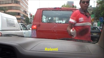 [tuto] Comment laver un  pare-brise rapidement.