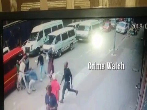 Watch Victim robbed in broad daylight