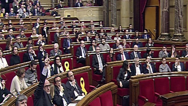 El Parlament reivindica la Presidencia de Puigdemont