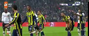 Beşiktaş-Fenerbahçe derbisinde dikkat çeken pozisyon