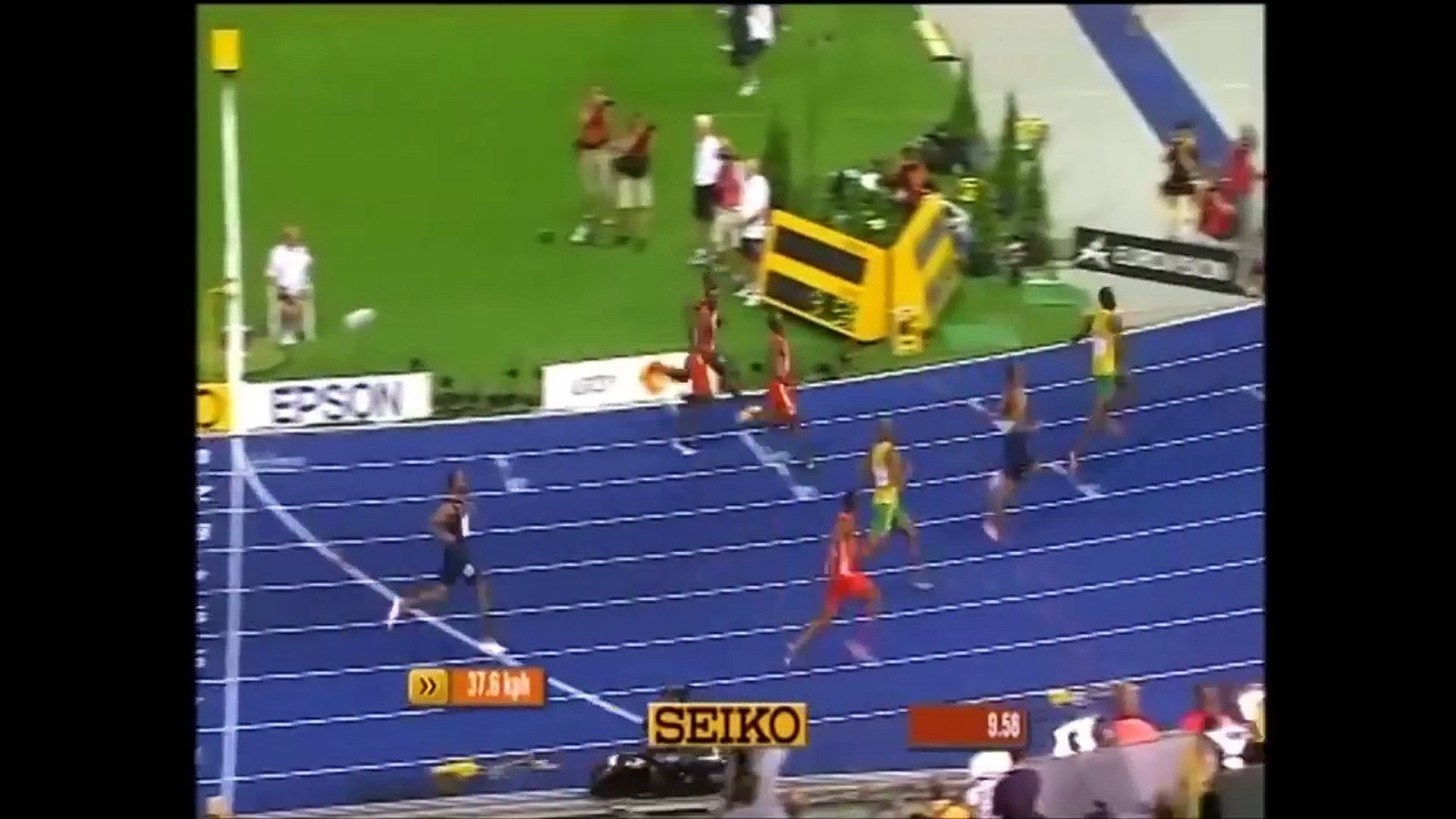 ⁣Cristiano Ronaldo Usain Bolt 100m