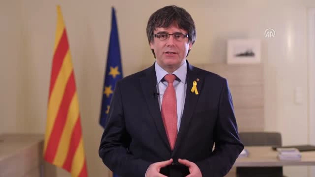 Puigdemont Bölgesel Yönetim Başkanlığı Adaylığını Geri Çekti