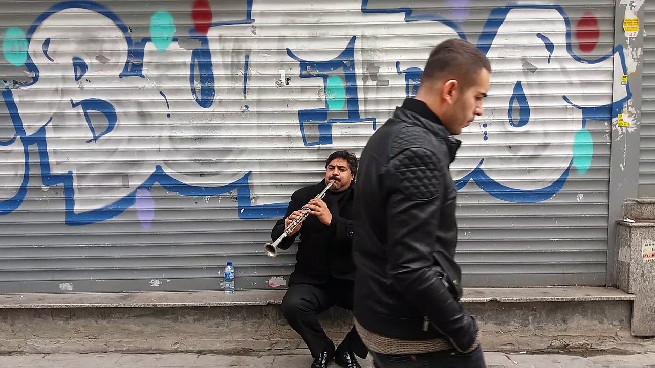 Bülbülüm Altın kafeste-Duydumki Unutmuşsun Gözlerimin Rengini