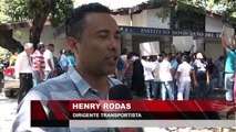 Taxistas exigen mejoras a la ley de transporte