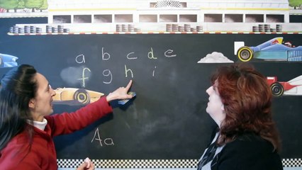 Lesson 9 - Spelling - Learn English with Jennifer