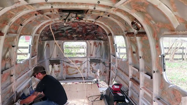 AIRSTREAM RENOVATION PROGRESS REPORT: February '18 RV Living & Tiny House Life