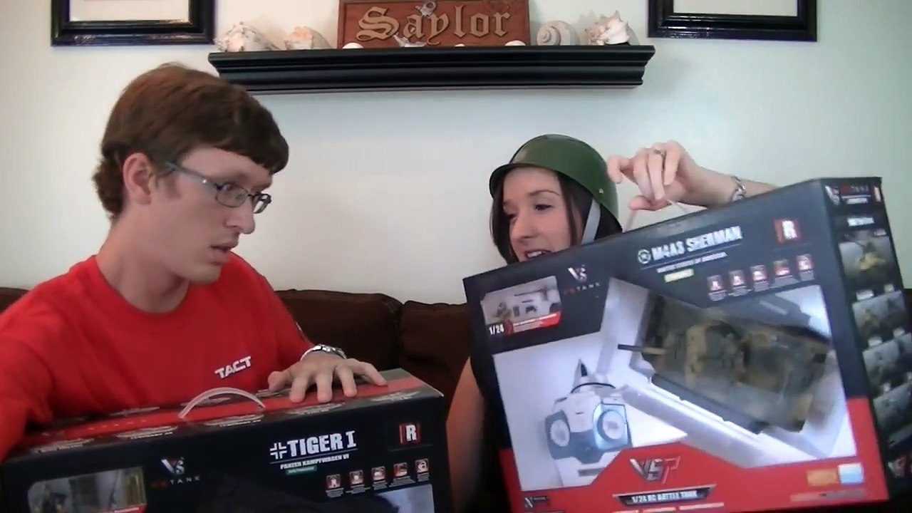 RC VS Tanks Unboxing RC Tank Battles - US Sherman - German Tiger I - 2.4 ghz