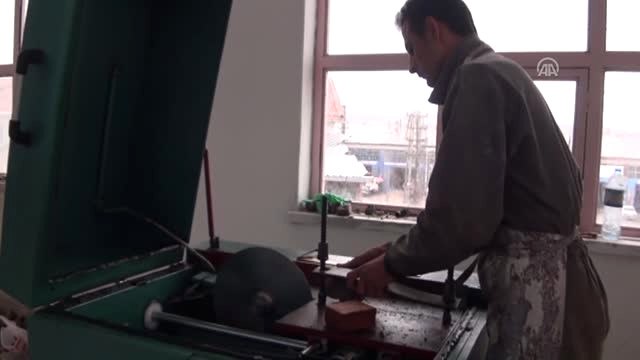 Hobi Olarak Başladığı Taş İşleme Mesleği Oldu
