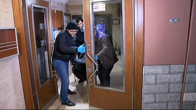 Kartal'da anne ve babasını öldüren E.Ö Erenköy Ruh ve Sinir Hastalıkları hastanesinde yakalandı.