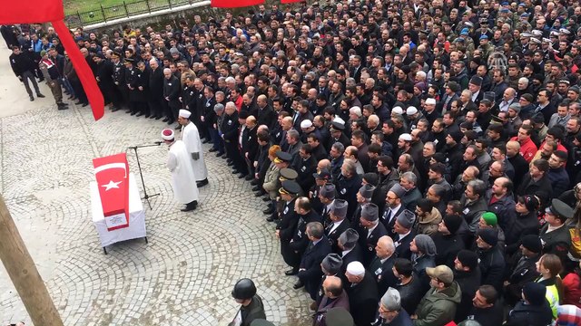 Şehitlerimizi uğurluyoruz - Şehit Jandarma Uzman Çavuş Demirel son yolculuğuna uğurlandı - KASTAMONU