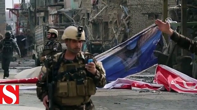 Afganistan�da NATO konvoyuna saldırı düzenlendi
