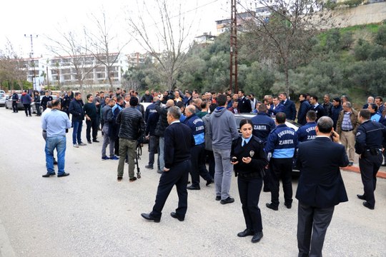 CHP ve MHP'li Belediye Arasında Arazi Krizi! Çalışanlar Arasında Arbede Yaşandı