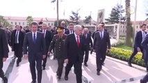 Başbakan Binali Yıldırım İstanbul'da 1.ordu Komutanlığını Ziyaret Etti