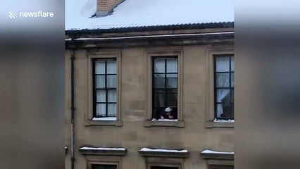 Elderly Glasgow woman pelts snowballs at passers-by from third-floor flat