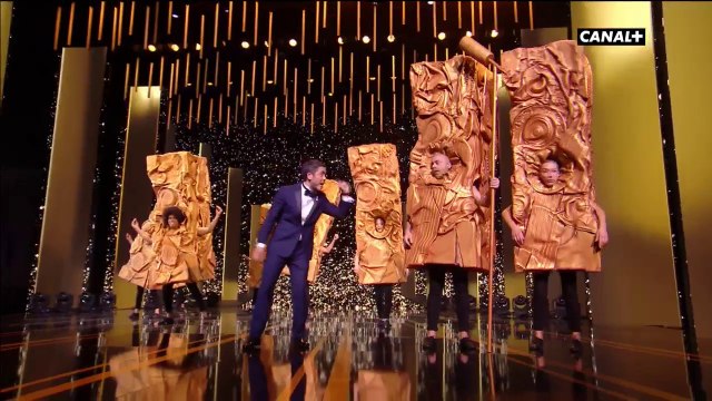 Manu Payet ouvre la cérémonie en musique - César 2018