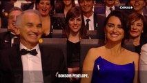 Manu Payet prouve que la LV2 c'est très utile avec Pénélope Cruz ! - César 2018
