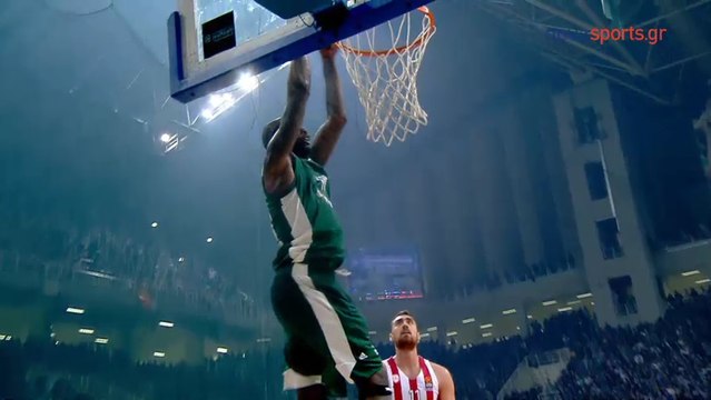Θεαματική Alley-oop πάσα του Καλάθη στον Γκιστ για ένα εντυπωσιακό κάρφωμα - Παναθηναϊκός vs Ολυμπιακός - 02.03.2018