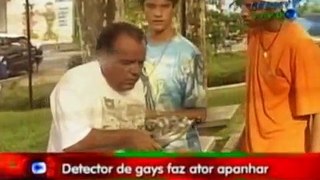 Pegadinhas_-_-__Detector_de_gays