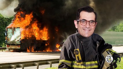 Ty Burrell Fears Sudden Death While Eating Spicy Wings - Hot Ones