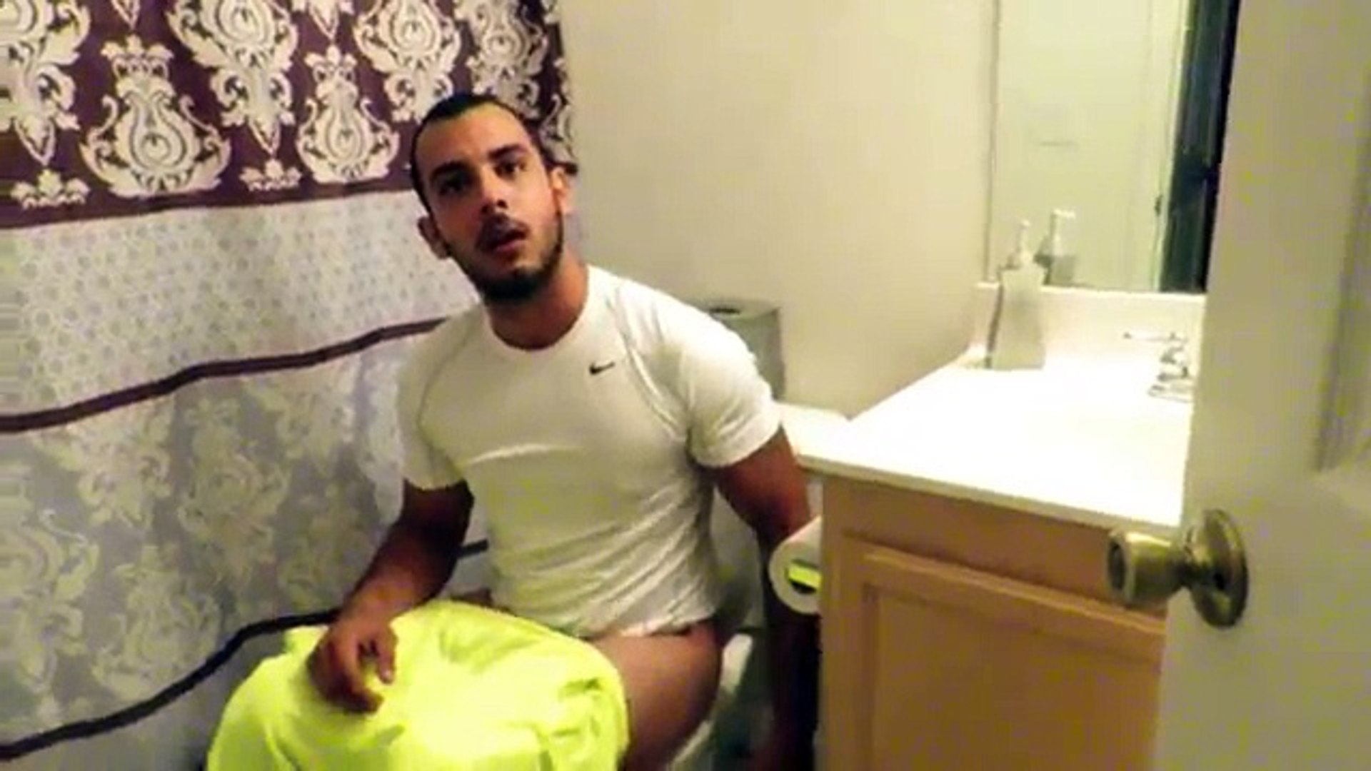 Super Glue On The Toilet Prank Gone Wrong He Got Stuck Video Dailymotion