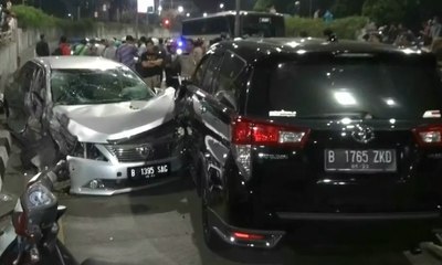 Kecelakaan Beruntun di Pondok Indah, 1 Pesepeda Motor Tewas