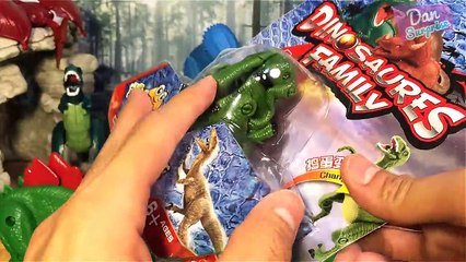 Tải video: 10 DINOSAUR TRANSFORMING EGGS TOYS - Tyrannosaurus Rex Triceratops Stegosaurus Velociraptor