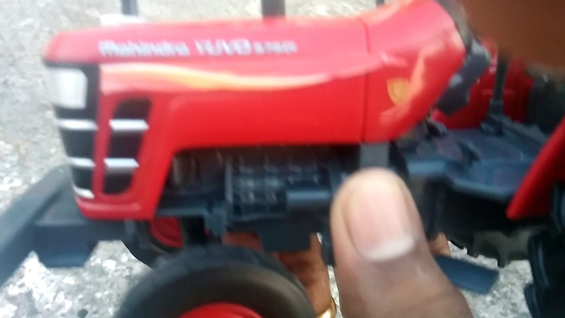 Mahindra tractor toy model 2024 price