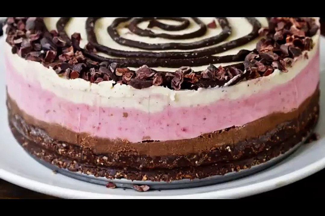 Raw Vegan Neapolitan Cake Recipe by Desserts Tv