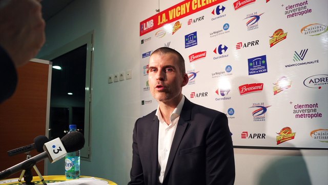 En conférence de presse : J.A.VCM / Poitiers (02/03/18) - 1/2