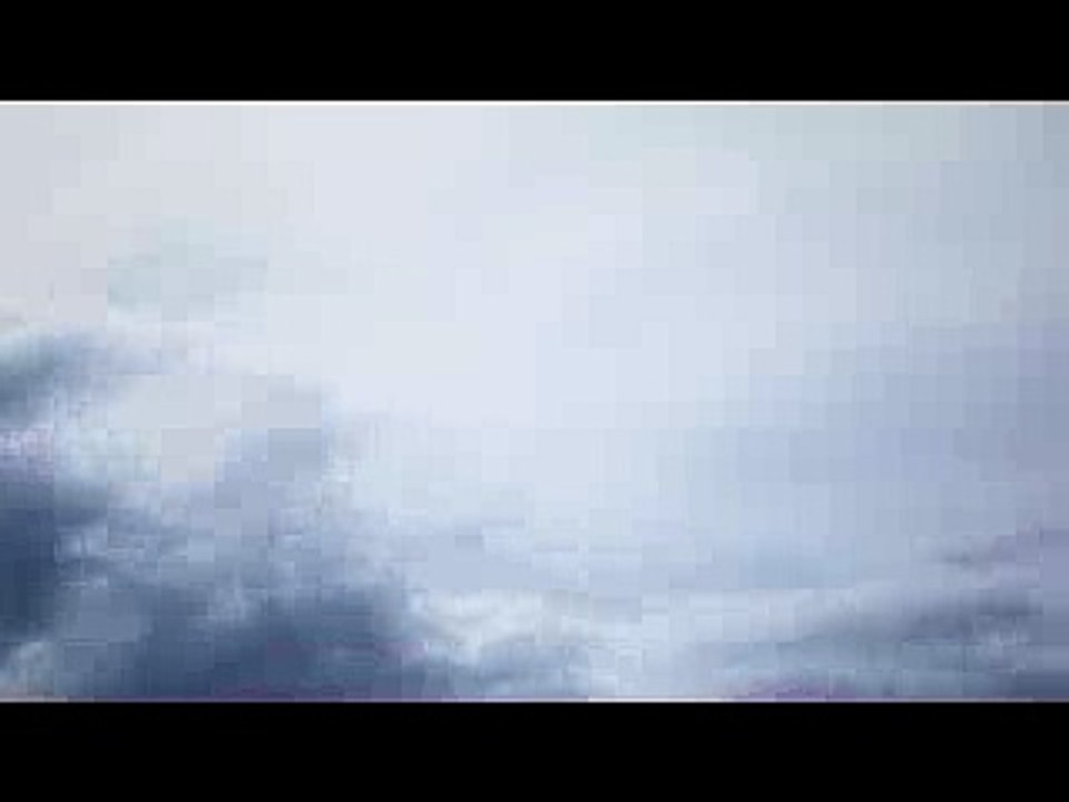 Sukhoi Su-30MKM Dances in the Sky over Singapore with Thrust Vectoring Maneuvers