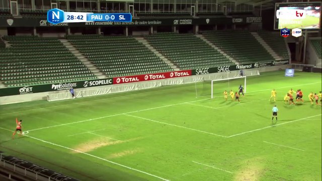 Corner lavallois qui ne donne rien