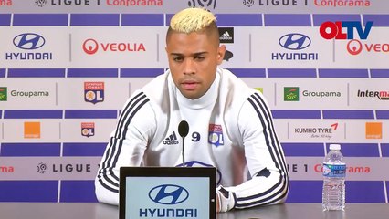 Rueda de prensa de Mariano con el Olympique Lyon