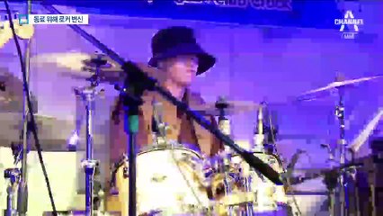 가죽재킷 입고 무대 오른 경찰관들 특별한 사연