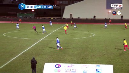 Sublime chevauché d'ENZO REALE qui finit sur une belle frappe.