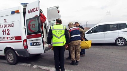 Iğdır'da ambulansla otomobil çarpıştı: 2 ölü, 5 yaralı