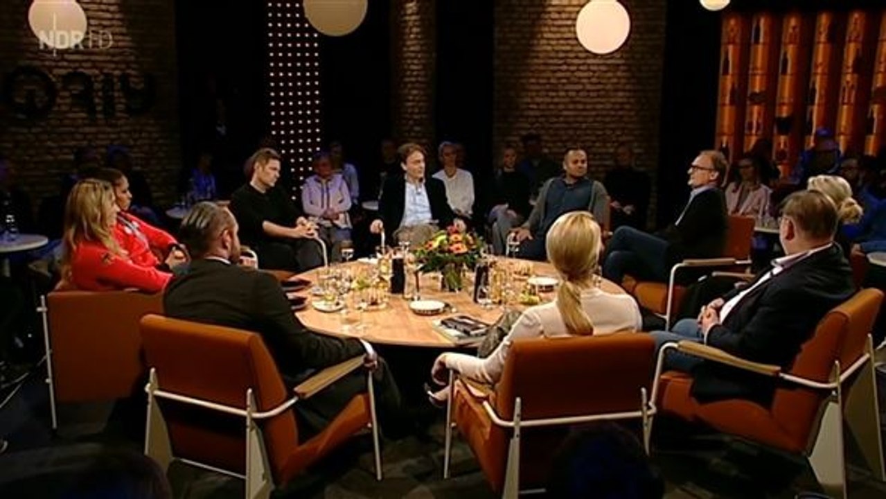 Diskussion GroKo: TV-Talker Plasberg zeigt Mitgefühl