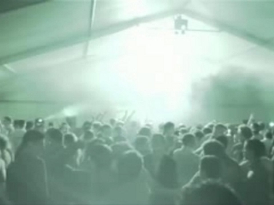 INTRO SOIREE R2D UTT TROYES 2007 MIXED BY DJ SPEAR