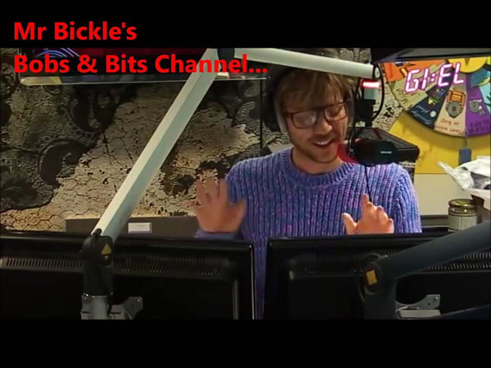 The Editors - Smokers Outside The Hospital Doors - Live (Acoustic Version)