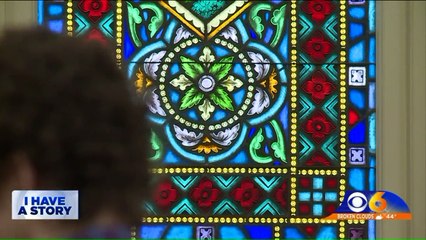 Virginia `Violin Kid` Plays Treasured Instrument Made in 1700`s