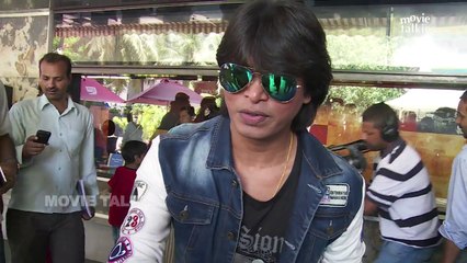 Shahrukh Khan's Duplicate Promotes FAN Movie