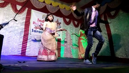 Dance performance on badri ki dulhanya hot dance