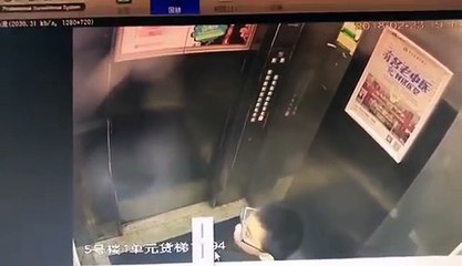Chinese boy pee on elevator end up stuck inside